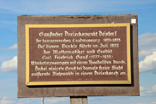 Schild auf dem Dreieckspunkt