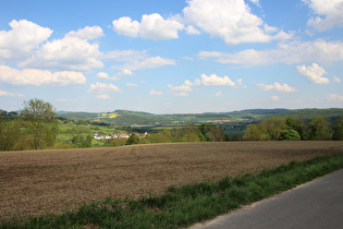 weiter unten, Blick über Brevörde ins Wesertal