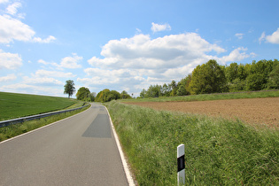 etwas weiter, Blick bergauf nach Westen