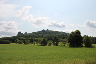 weiter südlich, Blick auf die Bruchhauser Steine