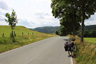 sechster Sattelpunkt der Etappe: K46, namenloser Pass; Blick nach Südwesten …