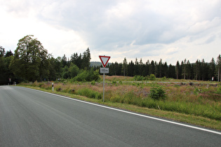 Anstieg nach Altastenberg, Blick zurück zur Passhöhe …