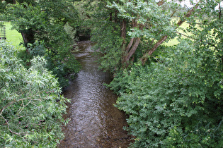 die Odeborn bei Wemlighausen, Blick flussabwärts …