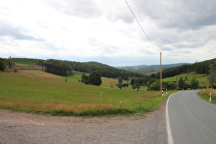 … und Blick über Kraftsholz nach Westen