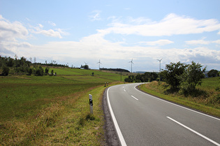 L717, namenloser Pass, Blick nach Südwesten …