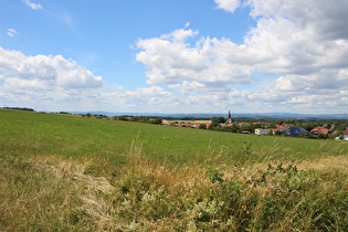 oberhalb von Frankenau, Blick nach Westen zum Sauerland …