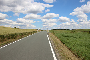 noch weiter oben, Luftspiegelungen über der Straße