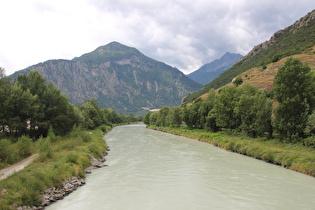 … und Blick flussabwärts