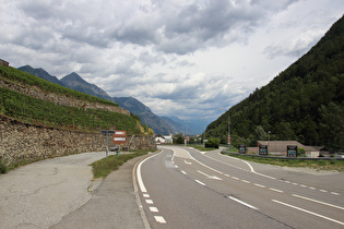 Blick über Martigny ins Vallée du Rhône talaufwärts …