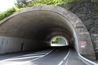 unmittelbar vor der ersten Tunnneldurchfahrt der Tour