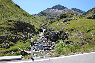 auf der neuen Brücke, Blick flussaufwärts …
