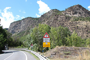 zwischen Saint-Pierre und Galerie vor Arvier, Blick talaufwärts …