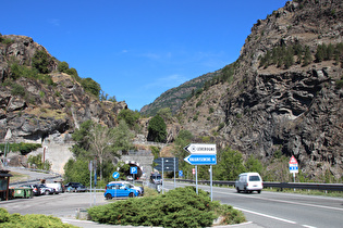 unteres Ende der Talenge des Vallée d’Aoste bei Leverogne