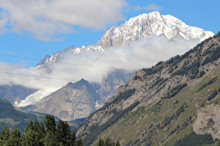 Zoom auf das Bergmassiv