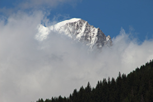 Zoom auf den Grandes Jorasses