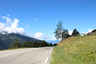 erste Kehre unterhalb von La Rosière, Blick bergab …