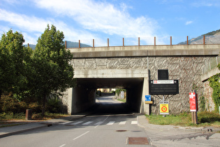 in Saint-Martin-d’Arc, Infotafel zur Passöffnung des Col du Galibier und Startpunkt für Rennradfahrer