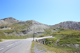 weiter oben, Blick auf Petit Galibier und Passhöhe, …