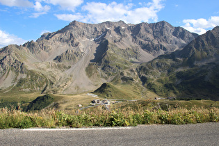 weiter unten, Blick auf Col du Lautaret und Combeynot dahinter