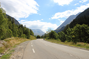 … und Blick talaufwärts zum Montagne de Chaillol