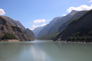 wenig weiter, Blick über den Stausee