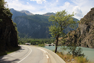 … und Blick talabwärts auf die Barrage du Clapier