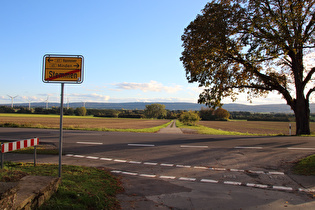 Südrand von Stemmen, Blick zum Deister