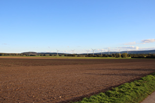 … und Blick auf Gehrdener Berg und Deister