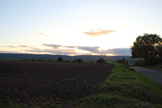 … und Blick nach Westen zum Deister